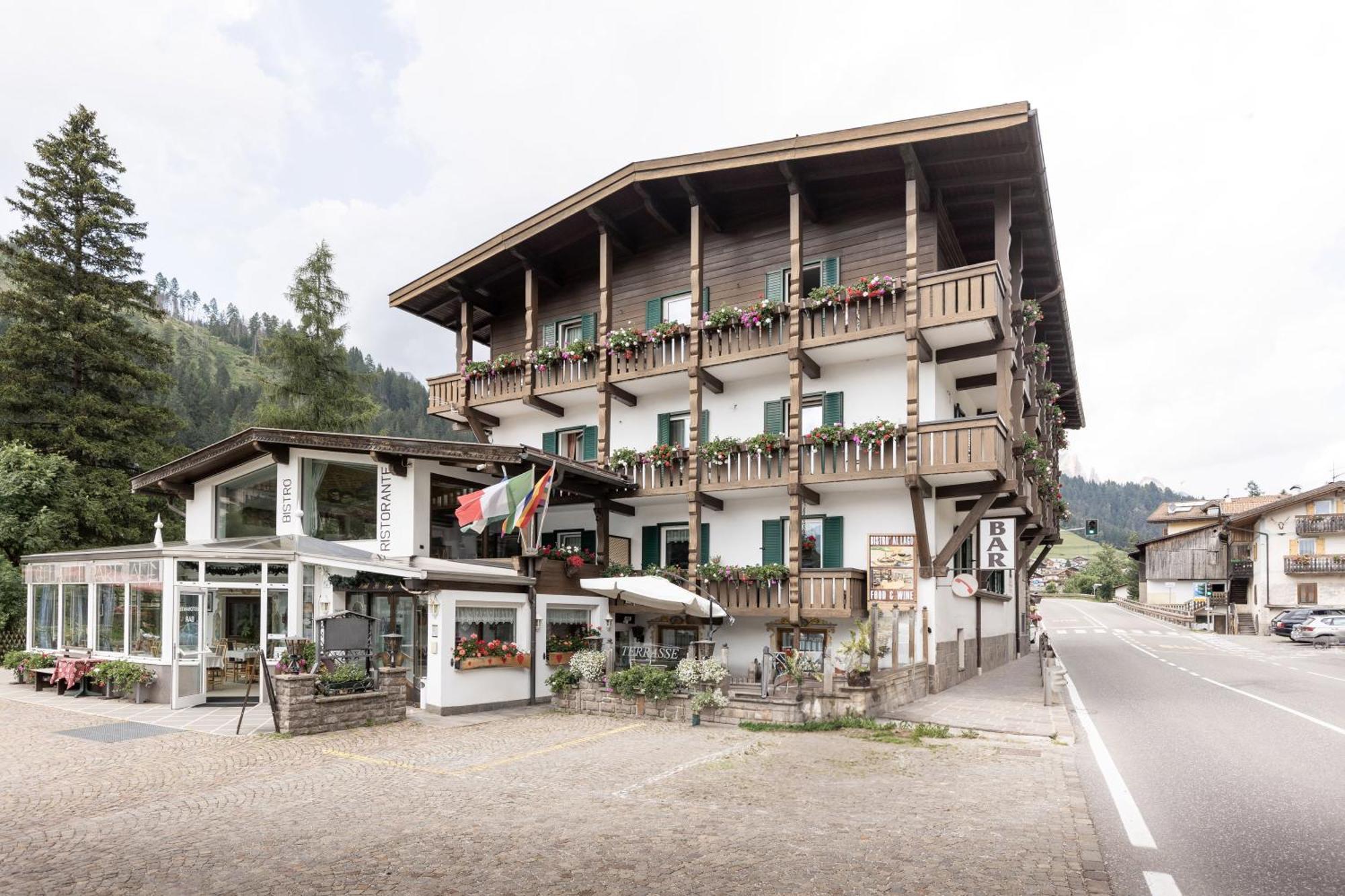Hotel Al Lago Сорага Экстерьер фото