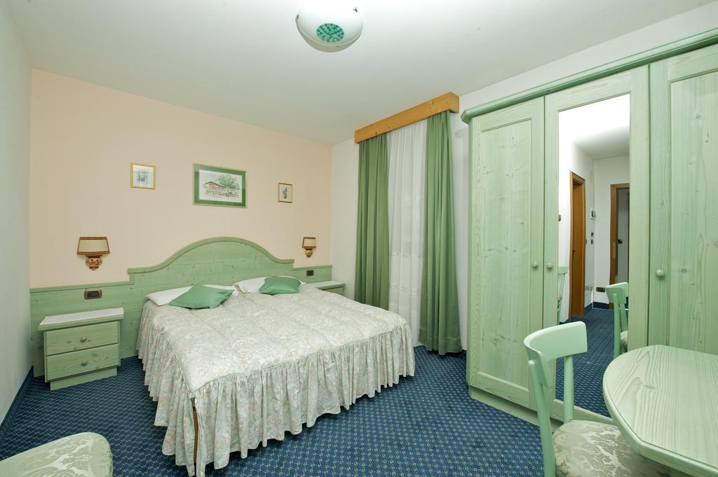Hotel Al Lago Сорага Экстерьер фото