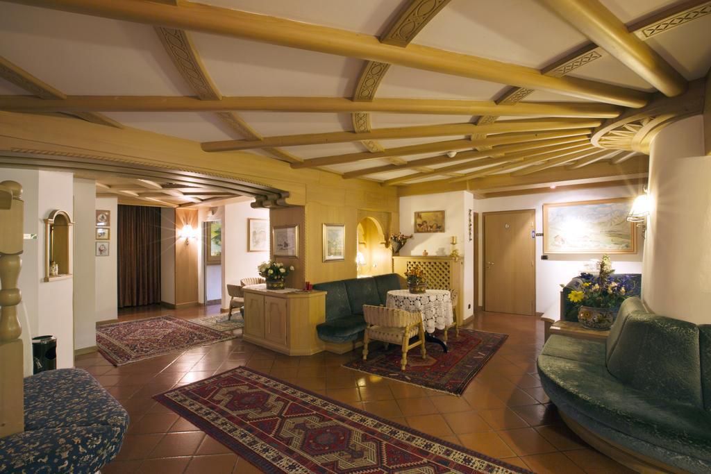 Hotel Al Lago Сорага Экстерьер фото